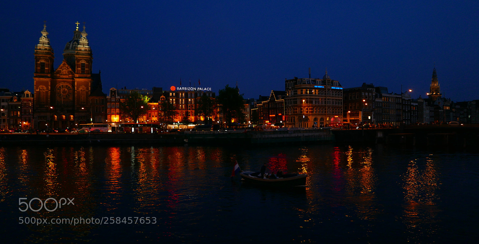 Panasonic Lumix DMC-LX100 sample photo. Amsterdam night photography