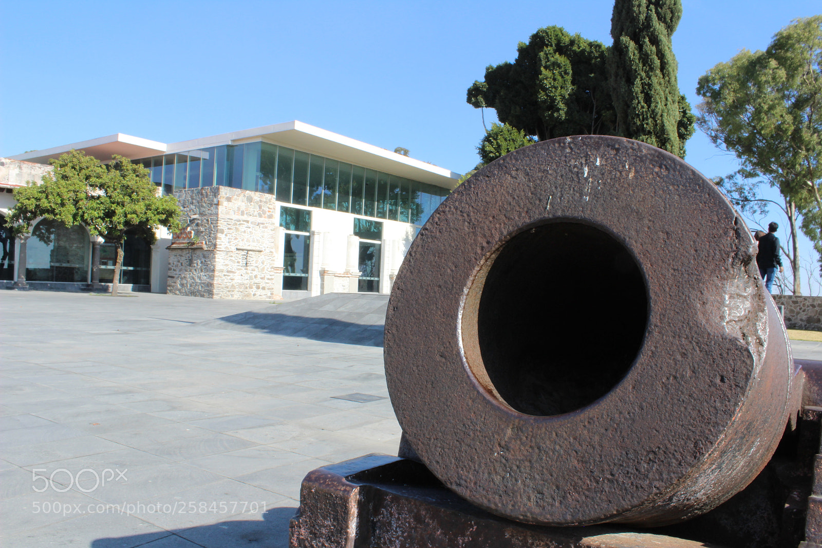 Canon EOS 1300D (EOS Rebel T6 / EOS Kiss X80) sample photo. Museo () photography