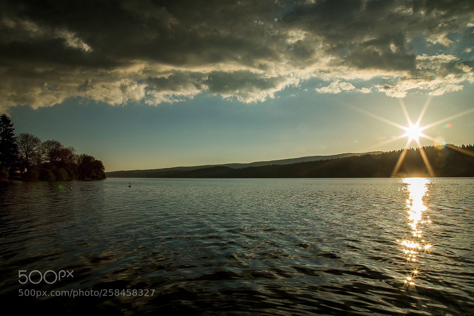 Canon EOS 5D Mark IV sample photo. Sunset at the lac photography
