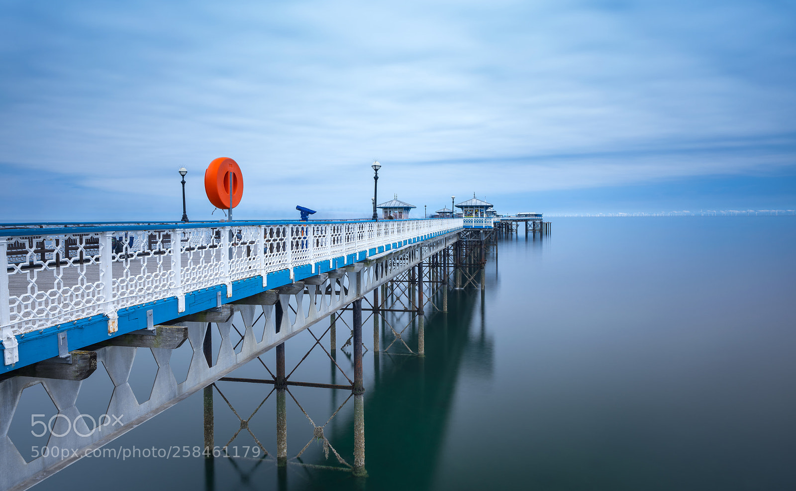 Sony a7R II sample photo. Llandudno pier photography