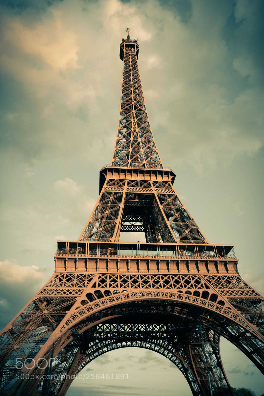 Fujifilm X-T2 sample photo. Eiffel tower photography