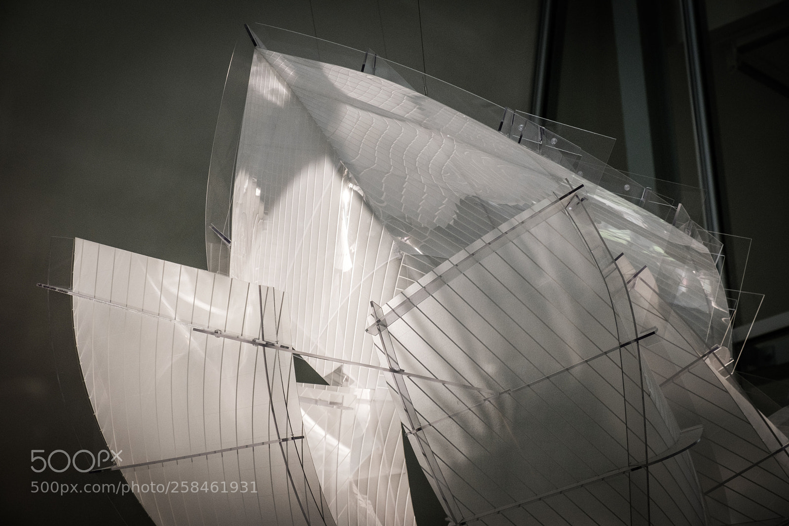 Fujifilm X-T2 sample photo. Scale model fondation louis photography