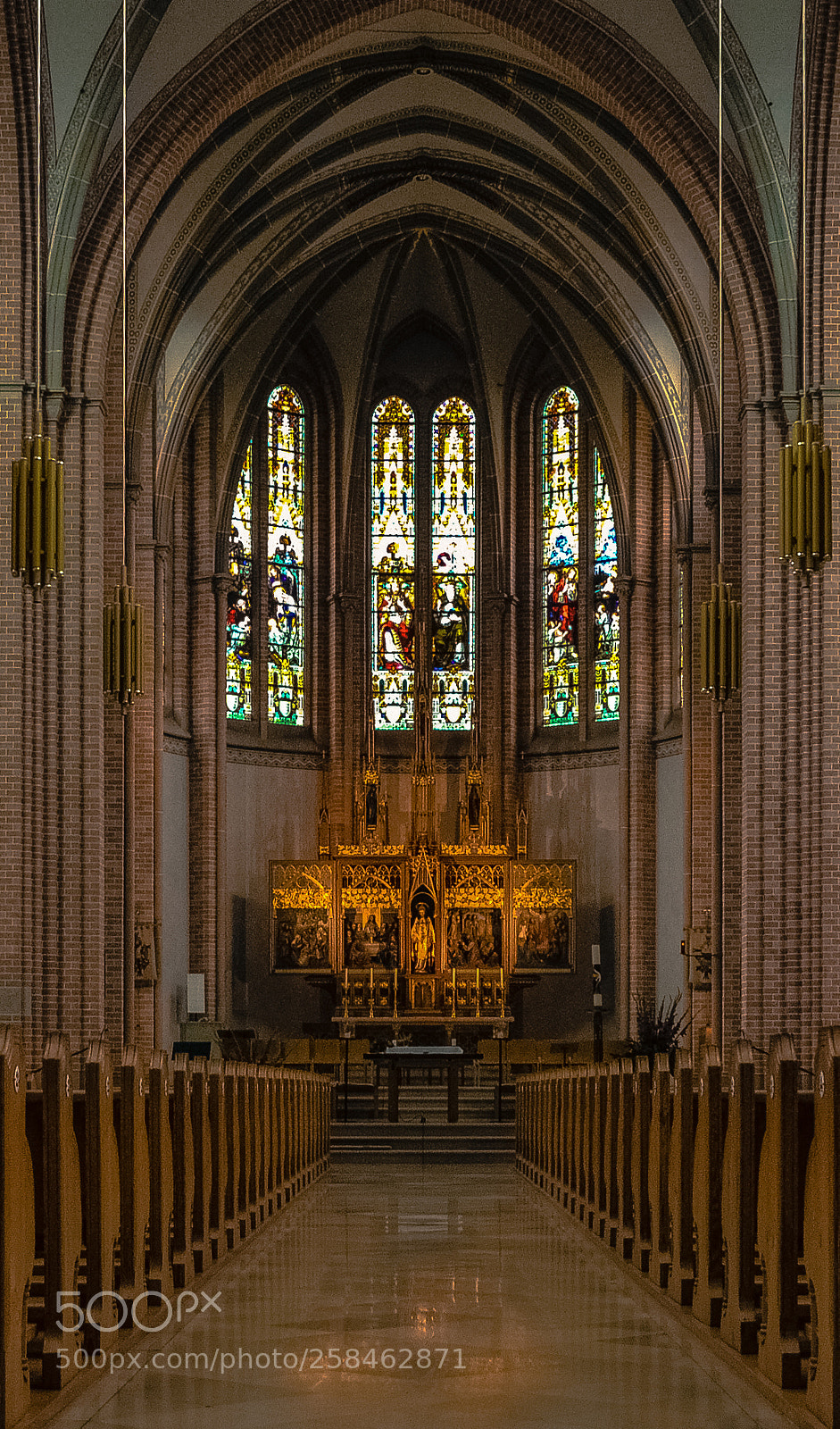 Nikon D5100 sample photo. To the altar photography