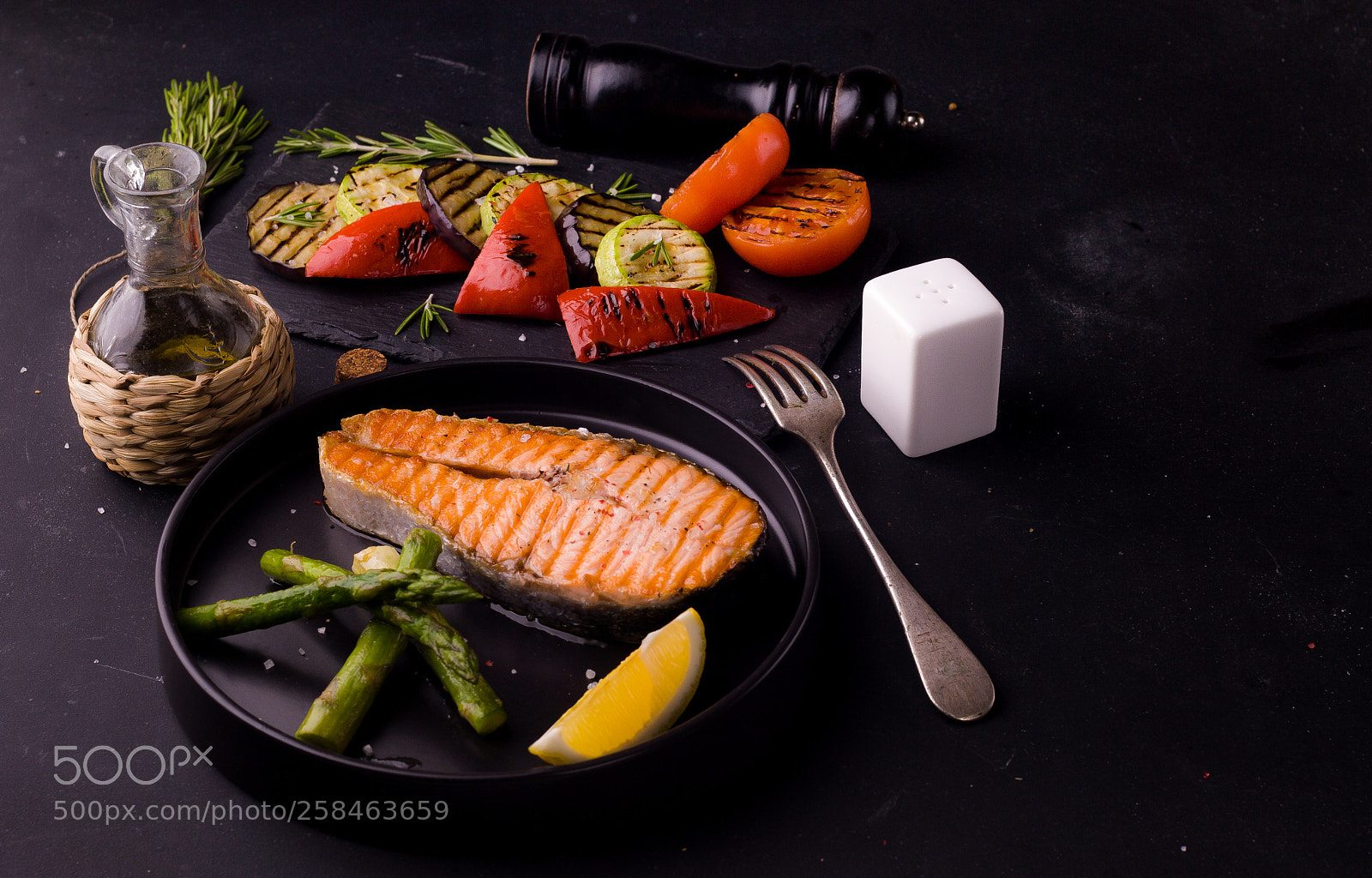 Nikon D200 sample photo. Salmon with asparagus and photography