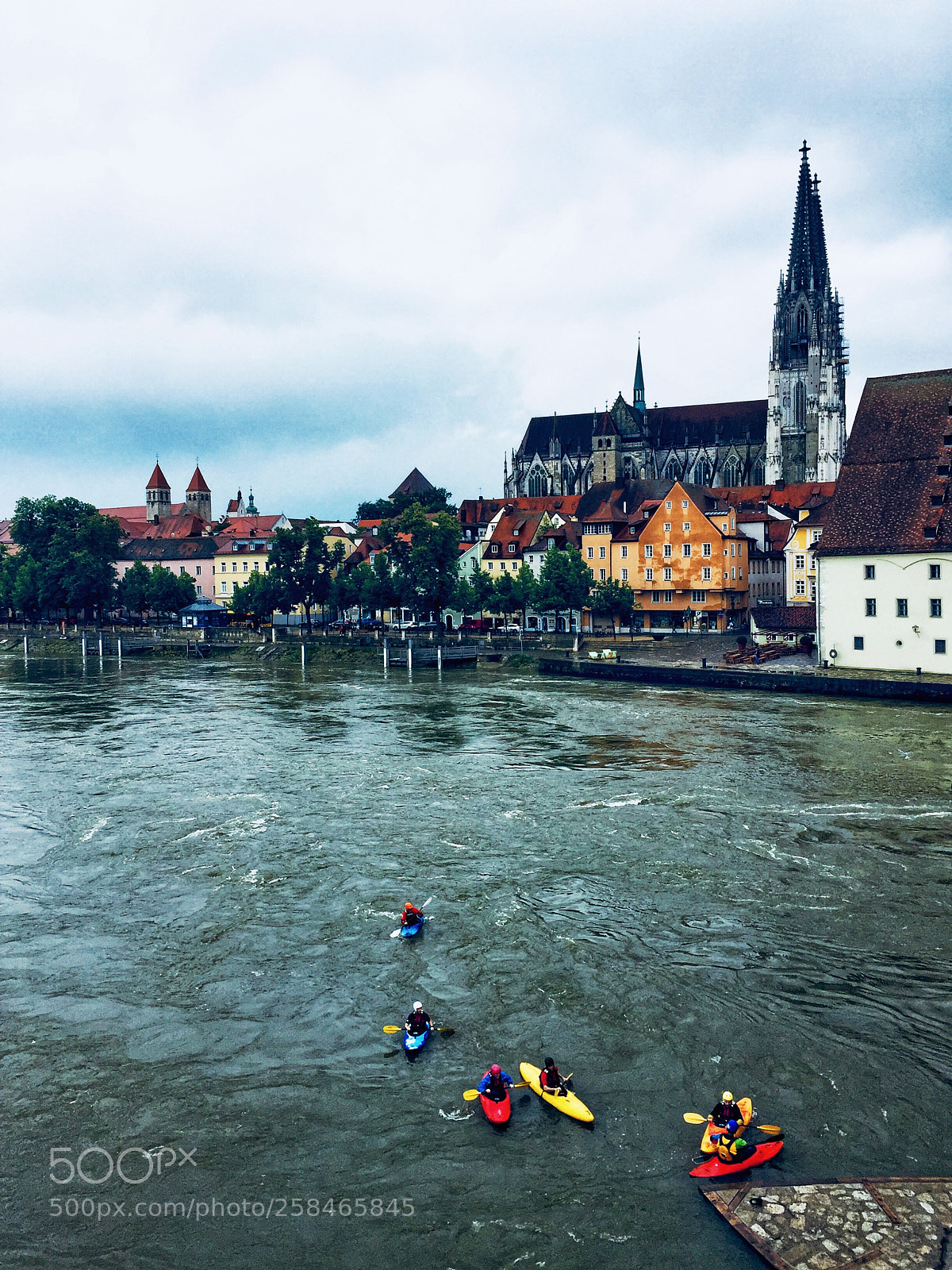 Apple iPhone 6 Plus sample photo. Donau river photography