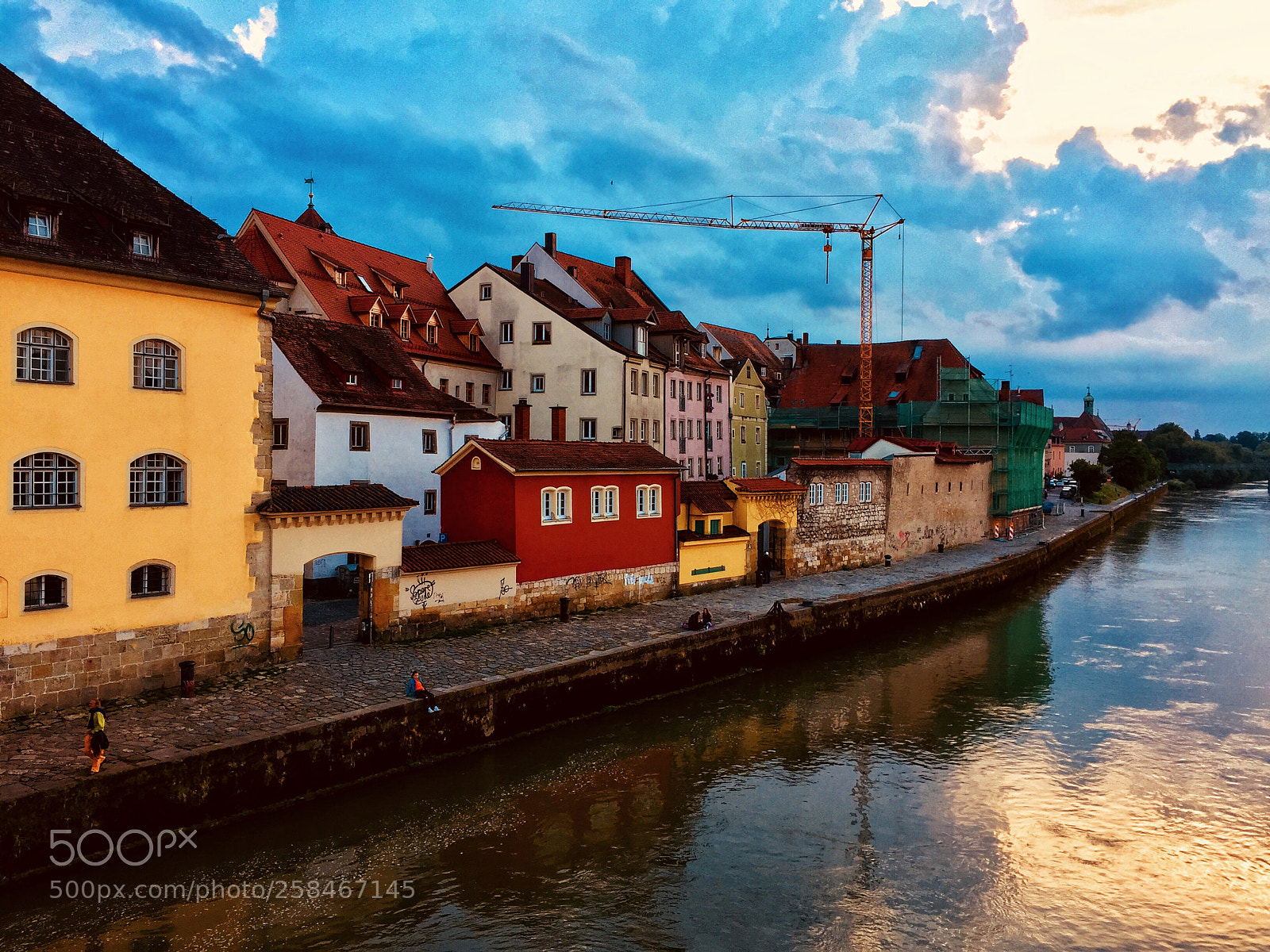 Apple iPhone 6 Plus sample photo. Regensburg and donau river photography