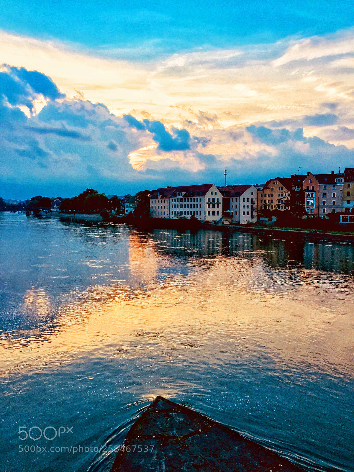 Apple iPhone 6 Plus sample photo. Donau river acrossing regensburg photography
