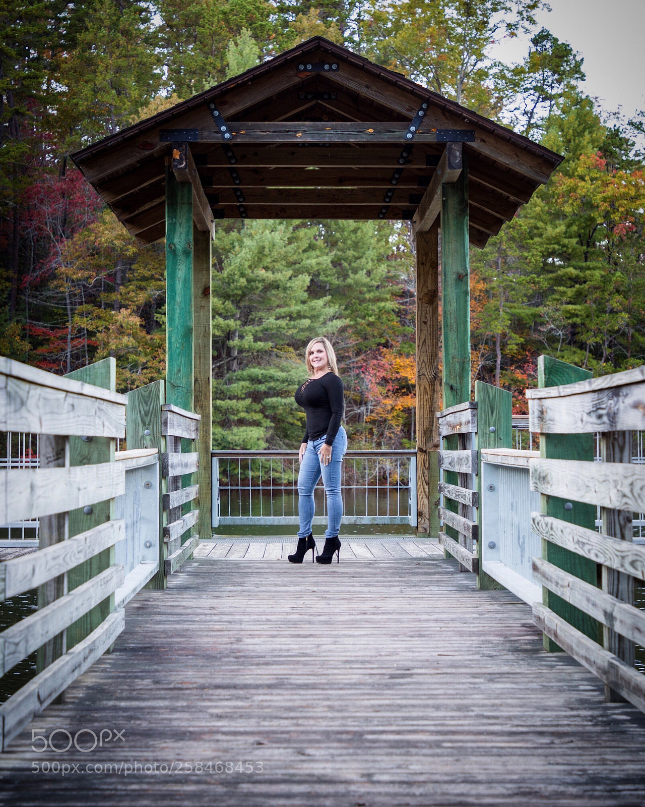Canon EOS 5D Mark IV sample photo. On the doc....  photography