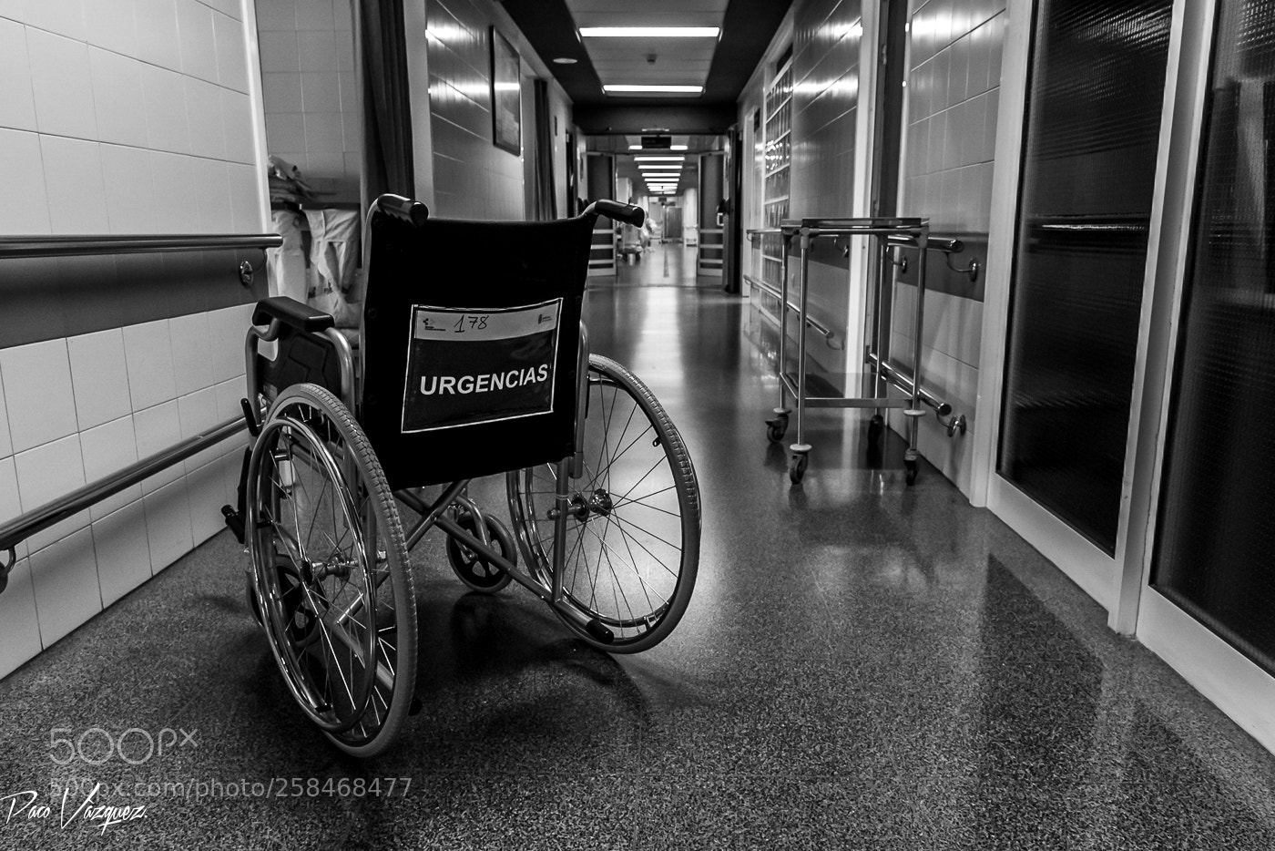 Nikon D3300 sample photo. Hospital corridor. photography