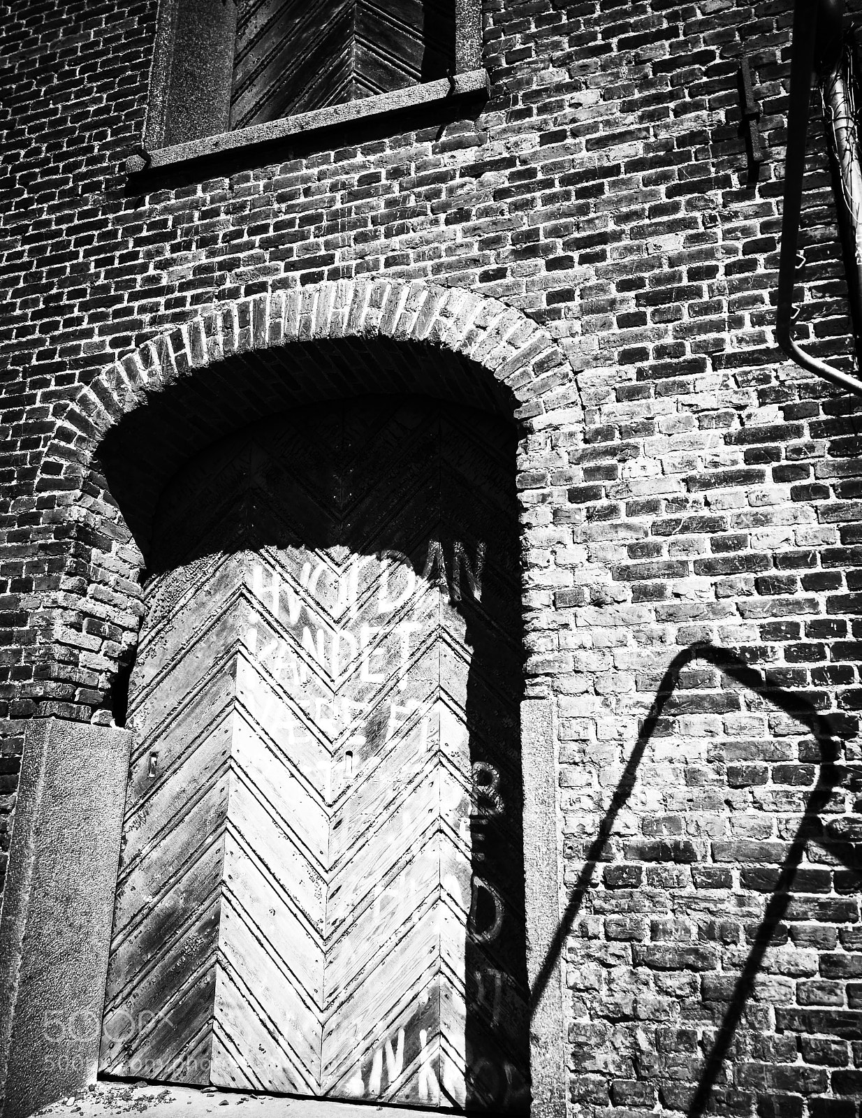 HUAWEI P10 sample photo. Door photography