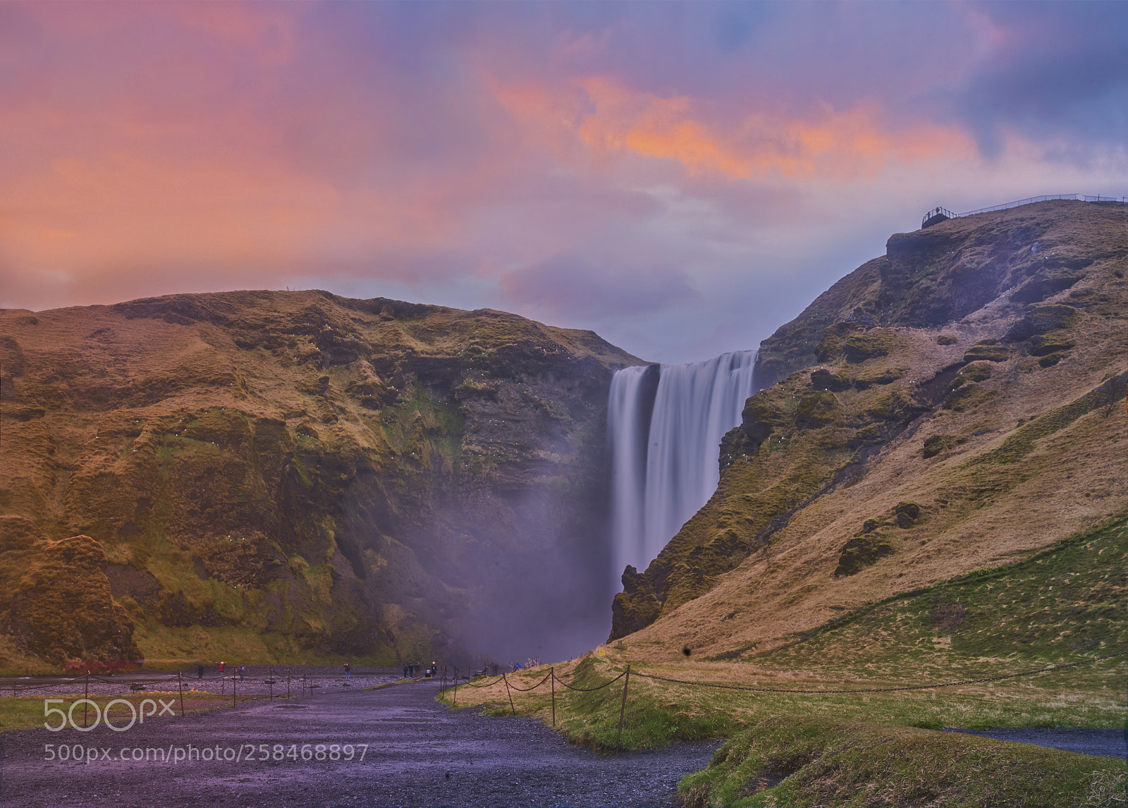 Sony a7R II sample photo. Misty photography