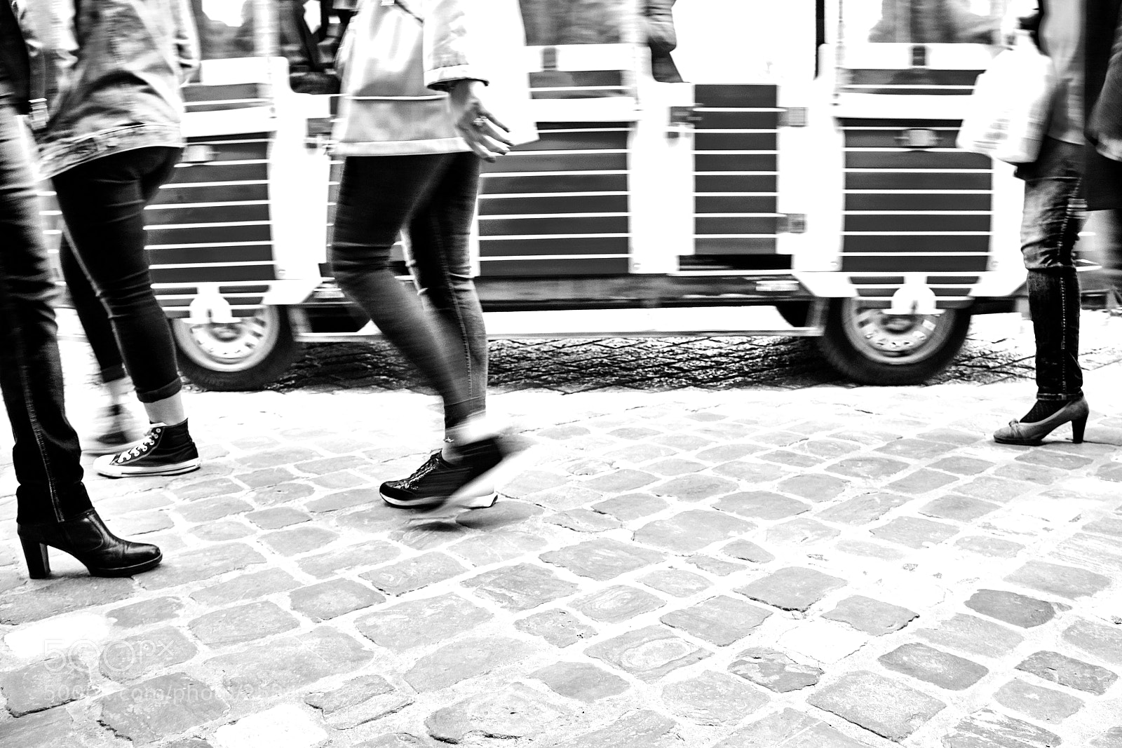 Canon EOS 650D (EOS Rebel T4i / EOS Kiss X6i) sample photo. Moving photography