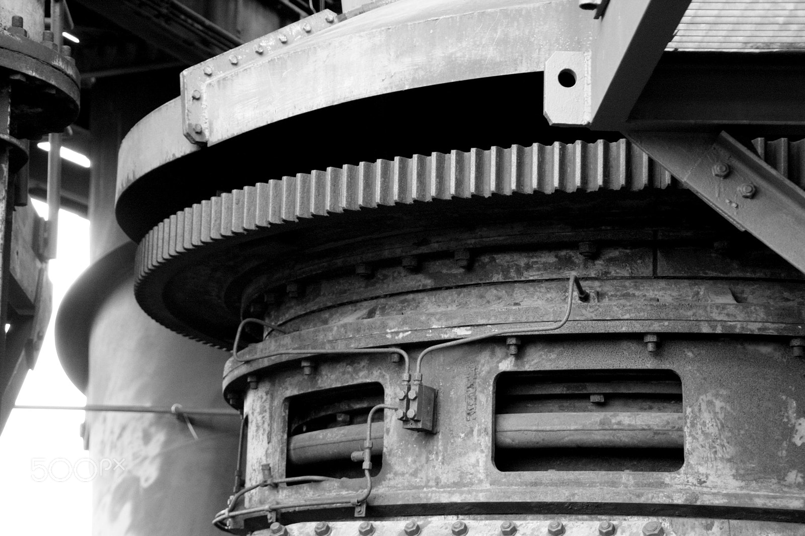 Canon EOS 1000D (EOS Digital Rebel XS / EOS Kiss F) sample photo. Old machineparts photography