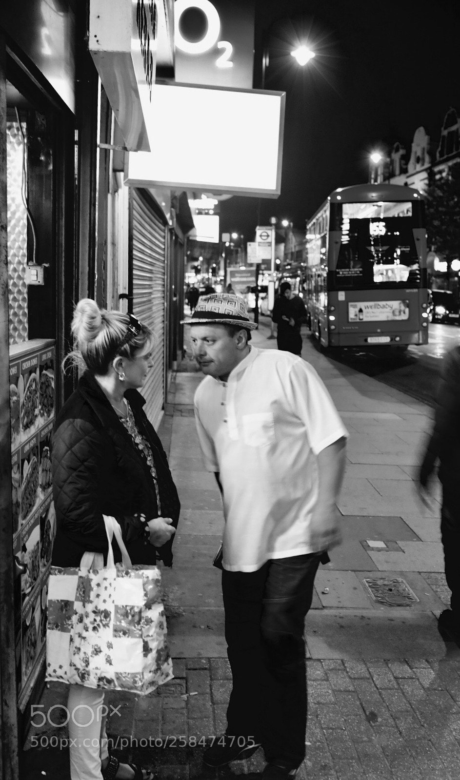 Canon EOS 5D Mark IV sample photo. Tooting by night  photography