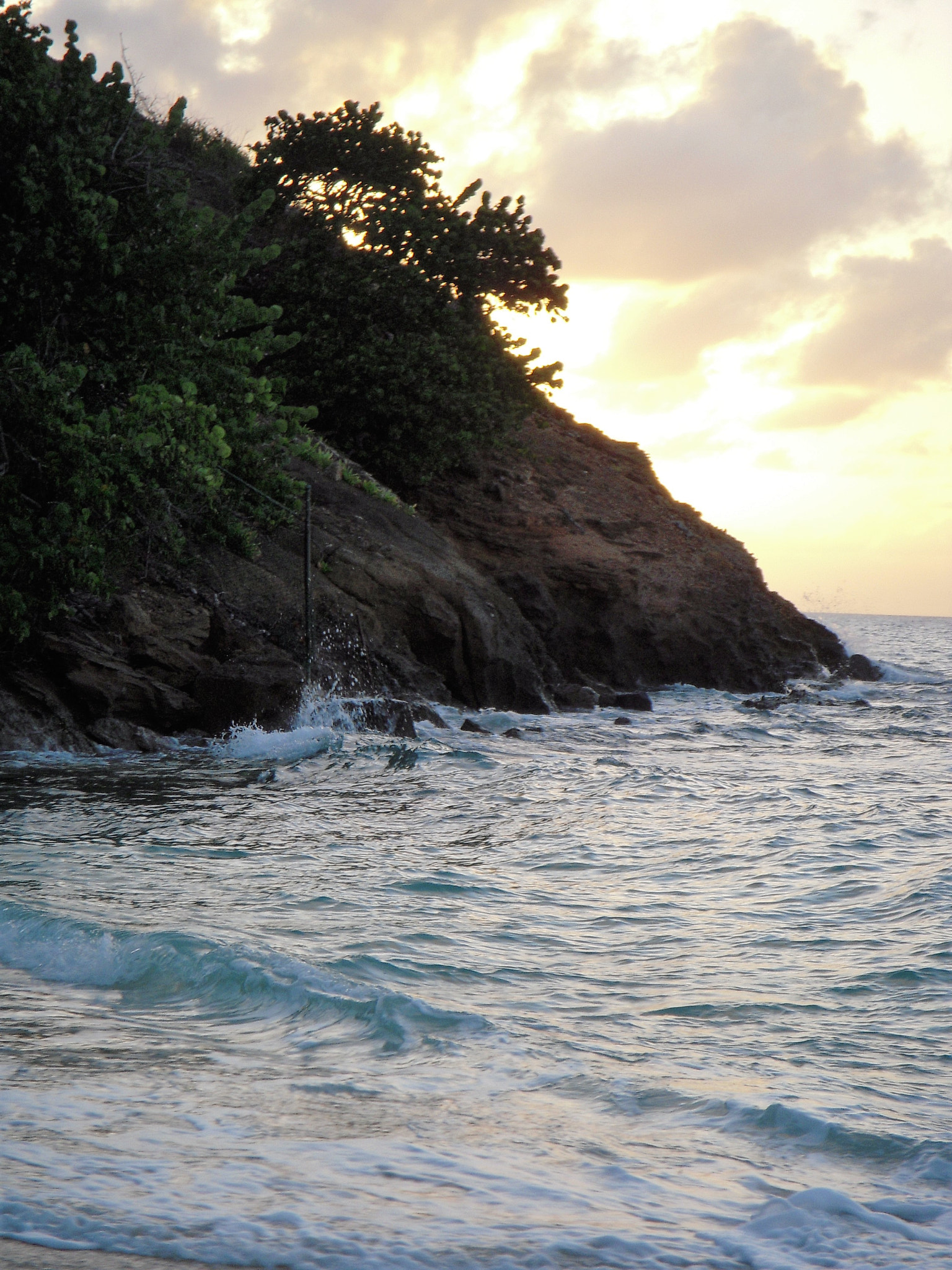 Nikon Coolpix S52 sample photo. Sunset on the beach photography
