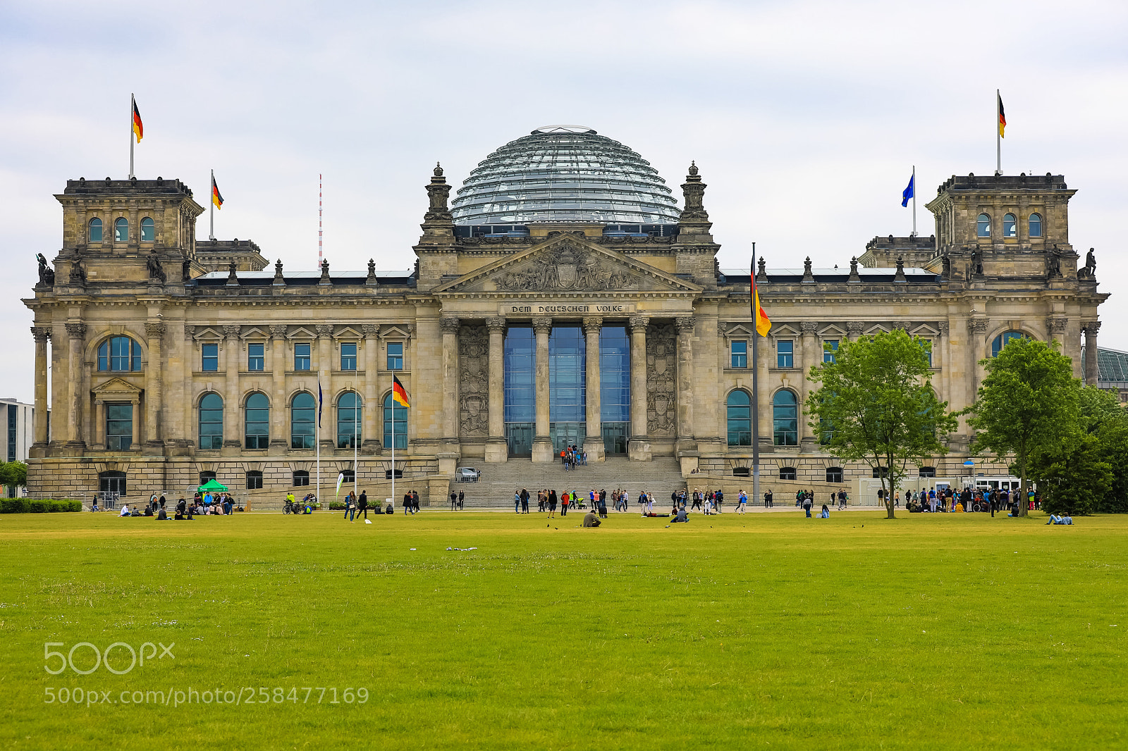 Canon EOS 5D Mark IV sample photo. Berlin photography