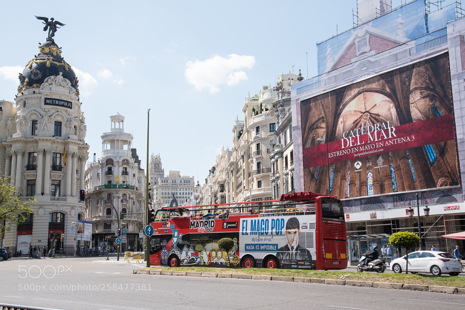 Nikon D750 sample photo. Metropolis madrid photography