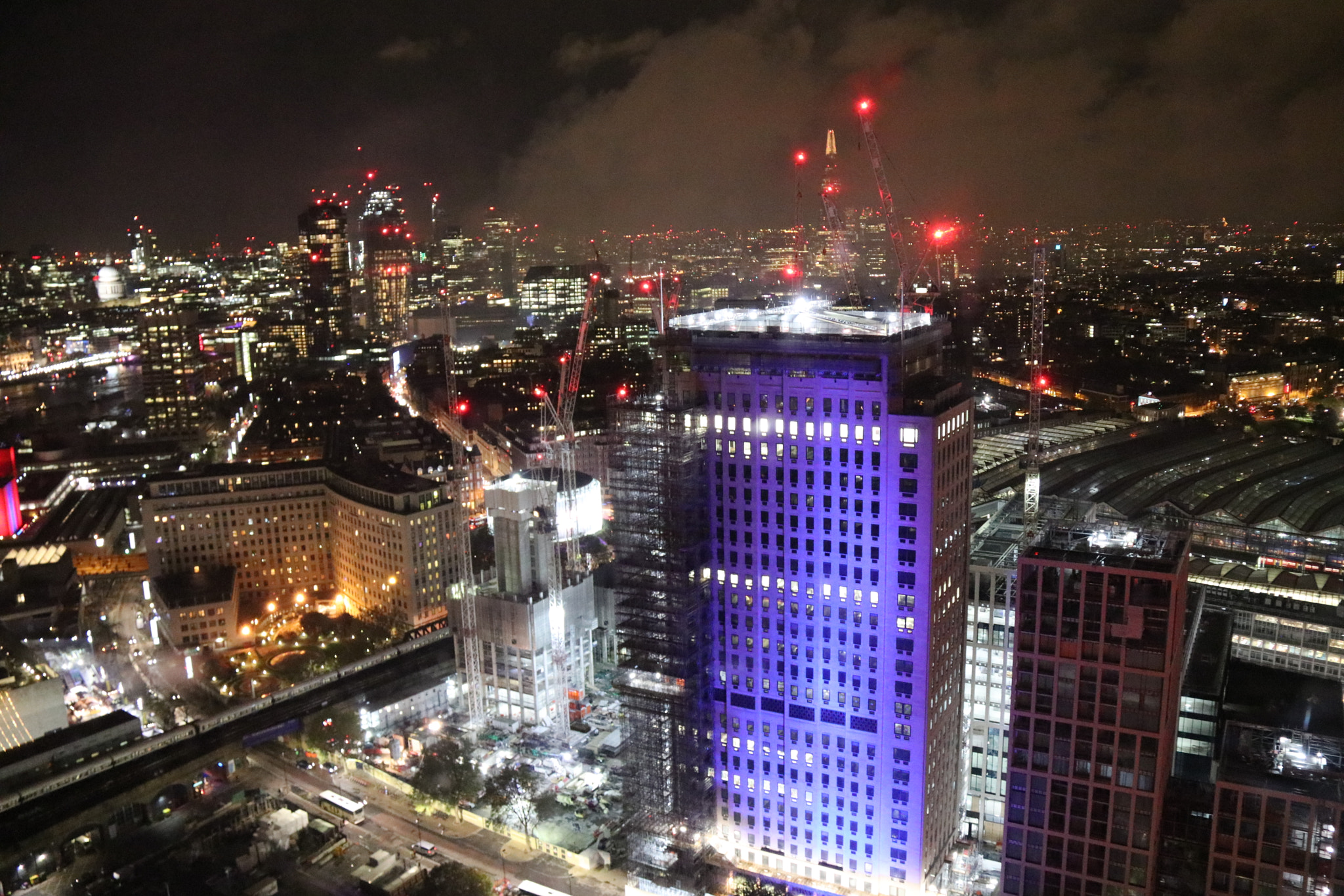 Canon EF-S 18-200mm F3.5-5.6 IS sample photo. From london_eye photography