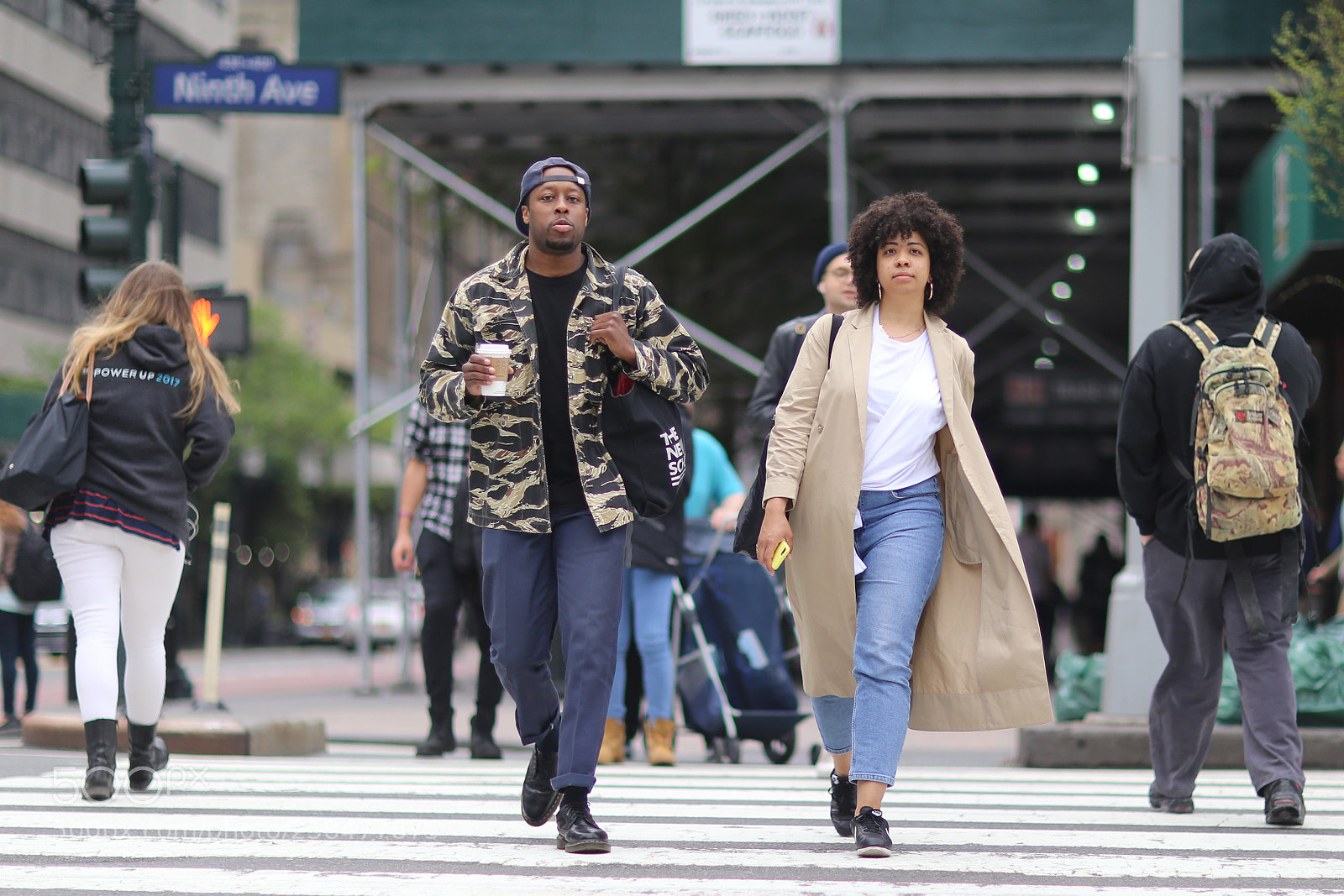 Canon EOS 6D sample photo. Crossing 9th avenue photography