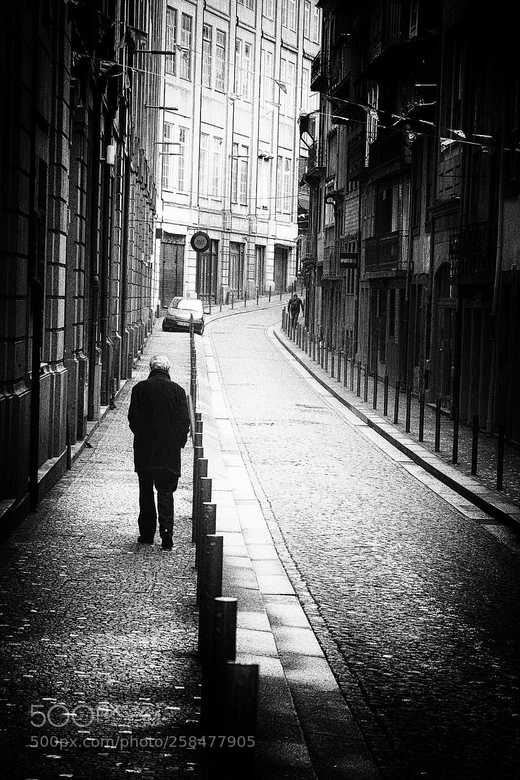 Fujifilm X-T1 sample photo. Man in the city photography