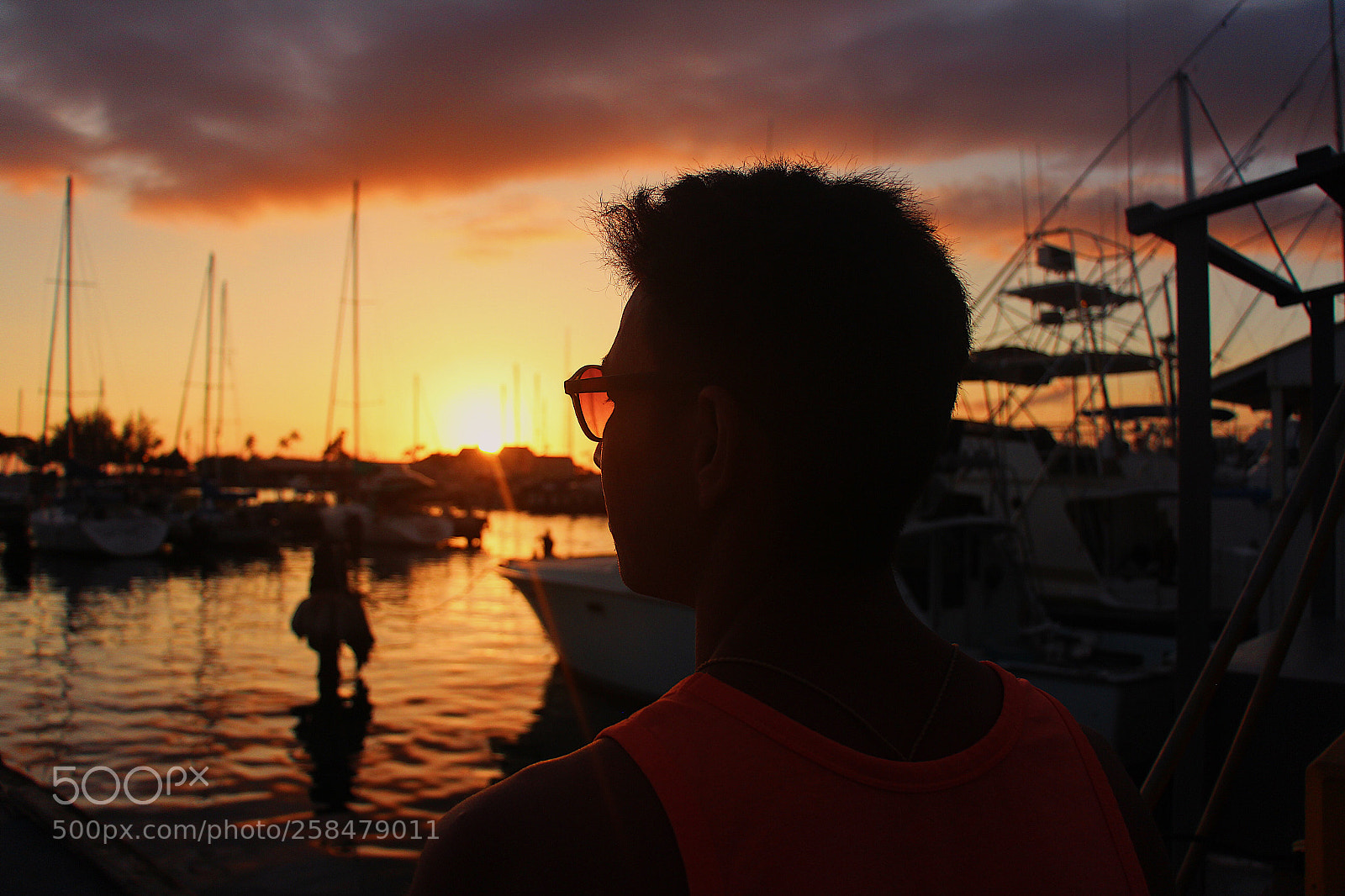 Canon EOS 650D (EOS Rebel T4i / EOS Kiss X6i) sample photo. Oahu sunset photography