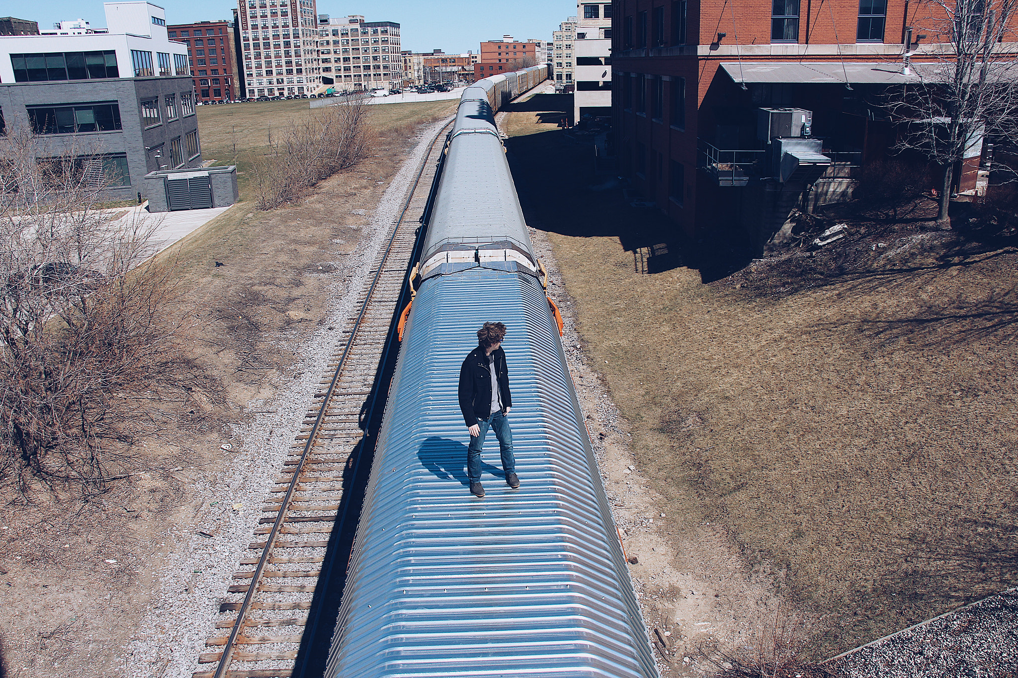 Train Hopping by Deleted user / 500px