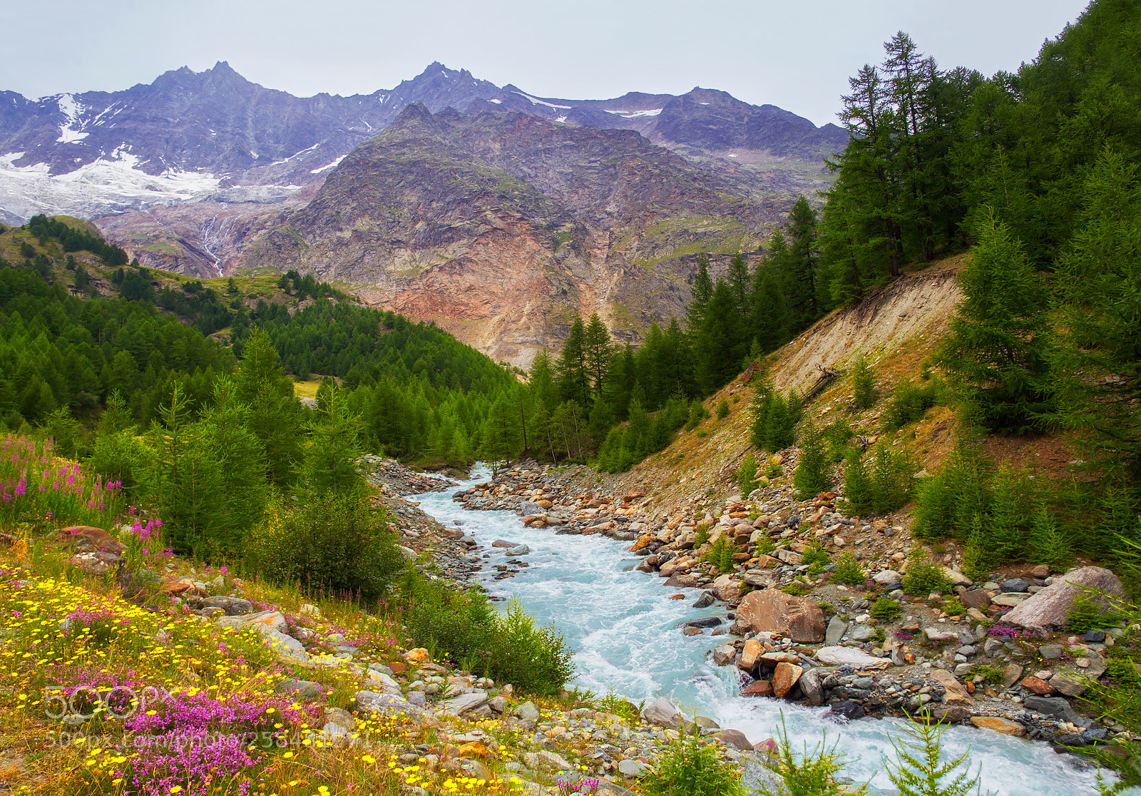 Olympus OM-D E-M10 sample photo. Saas-fee photography