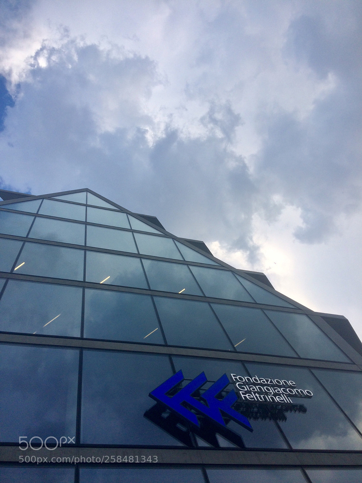 Apple iPhone 5s sample photo. -herzog photography