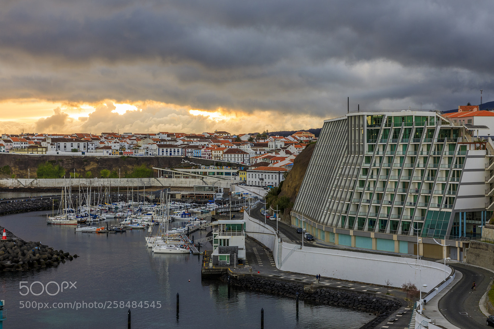 Canon EOS 5D Mark IV sample photo. A ores-terceira-angra do hero photography