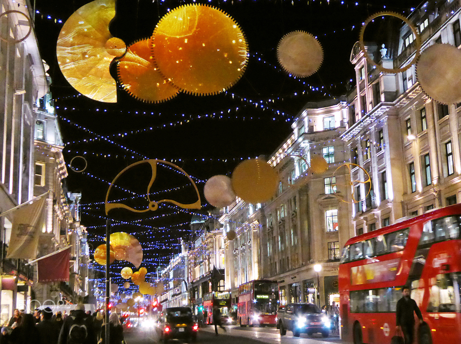 Panasonic Lumix DMC-ZS40 (Lumix DMC-TZ60) sample photo. Christmas on regent street photography