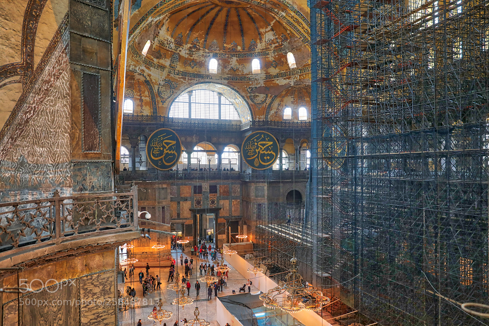 Canon EOS 5D Mark IV sample photo. Interior of hagia sophia photography