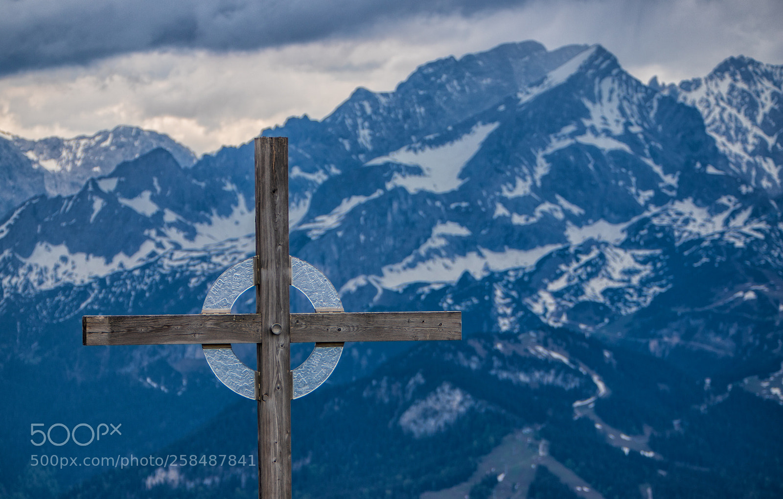 Canon EOS 6D Mark II sample photo. Cross / alpsitze photography