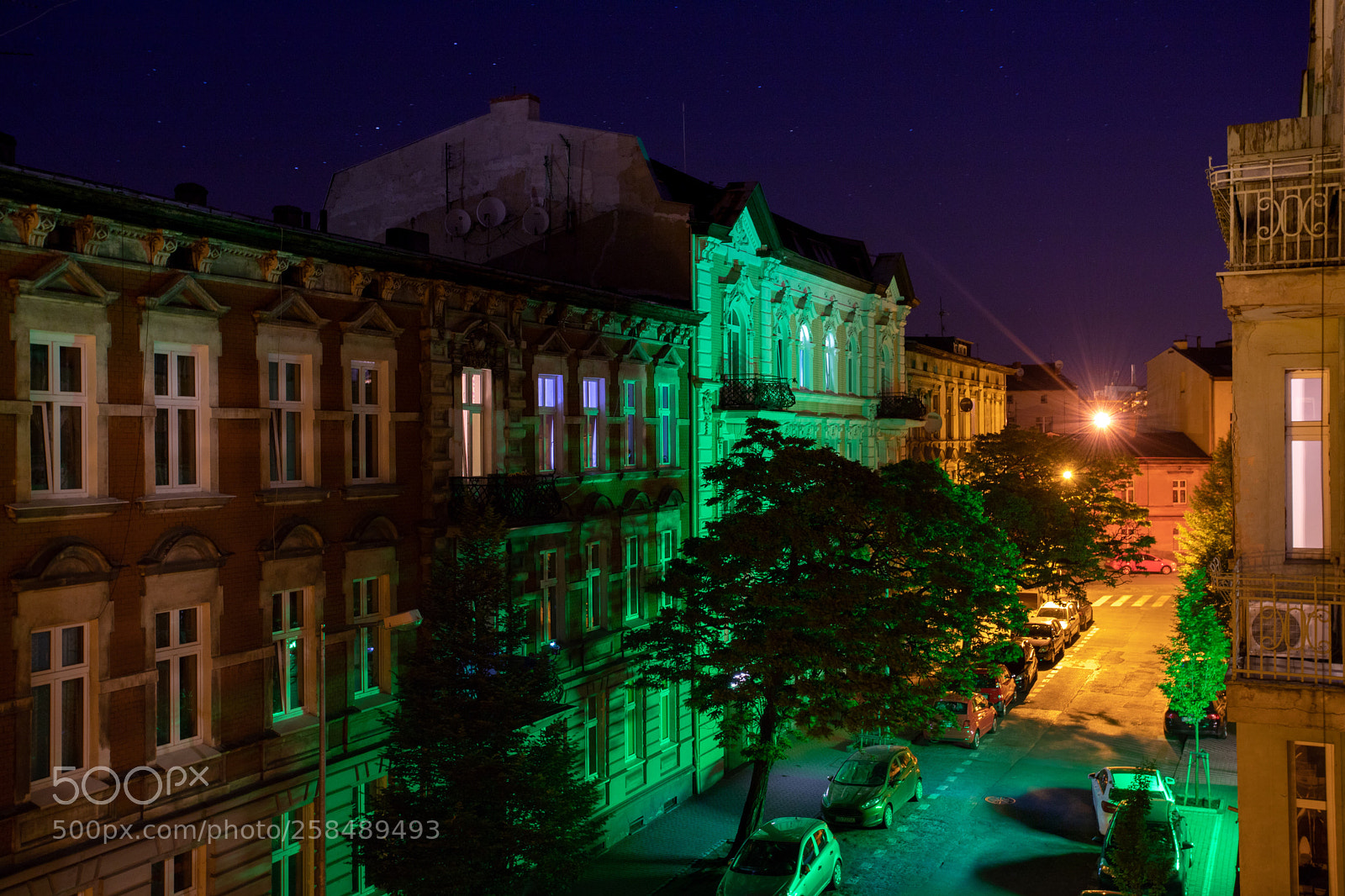 Canon EOS 6D Mark II sample photo. Wilenska street by night.  photography