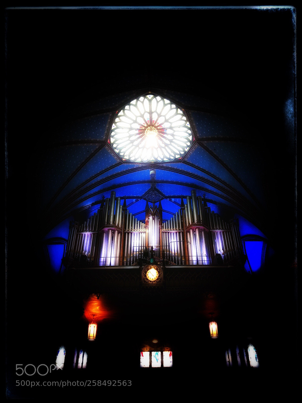 Apple iPhone 7 Plus sample photo. Notre-dame cathedral, montreal photography