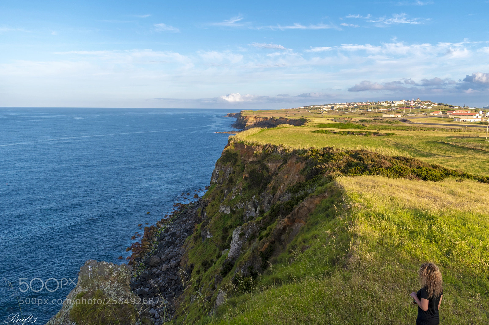 Nikon D5600 sample photo. Cliffs photography