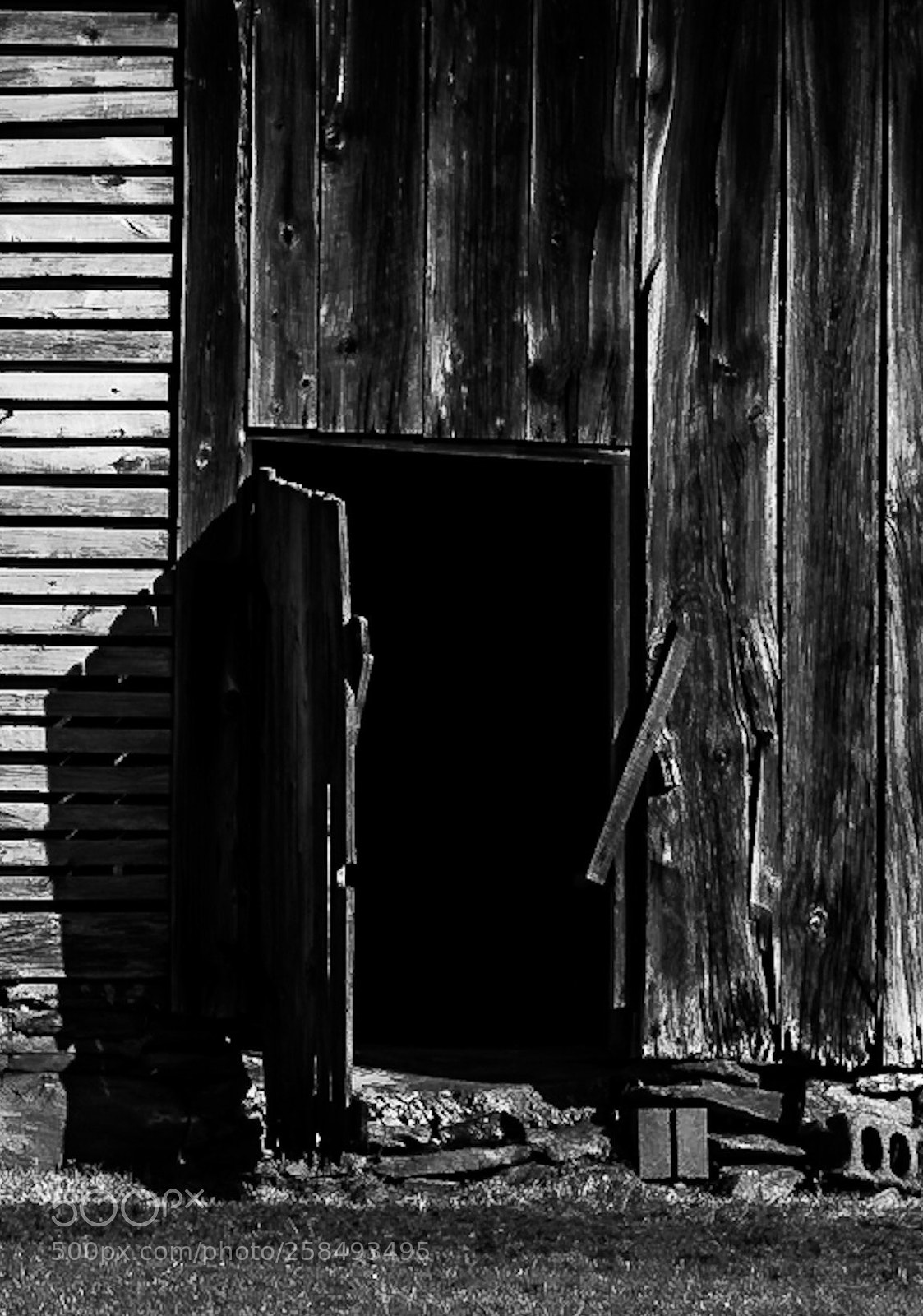 Nikon D750 sample photo. Barn door  photography
