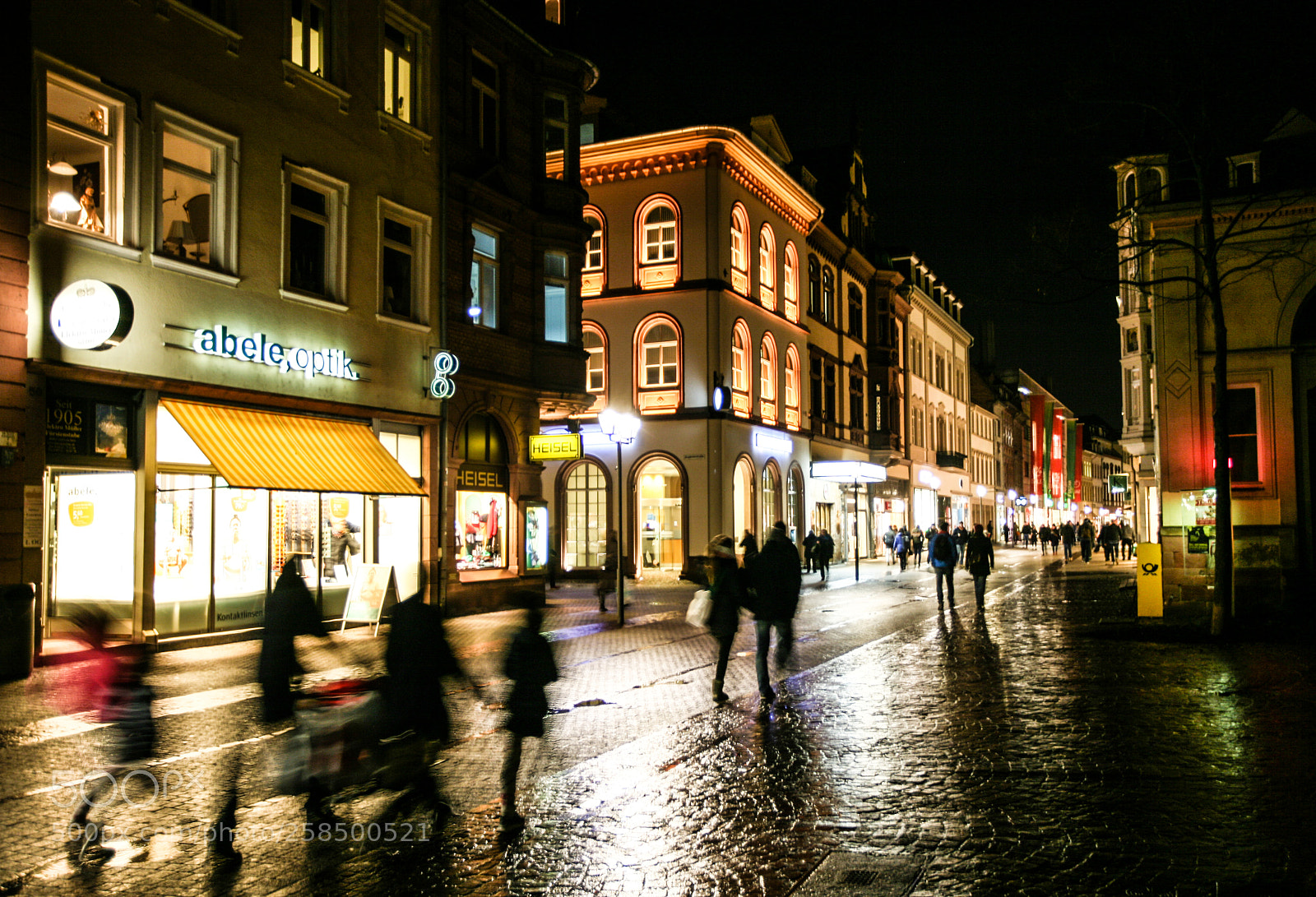 Canon EOS 5D sample photo. Walking fast photography