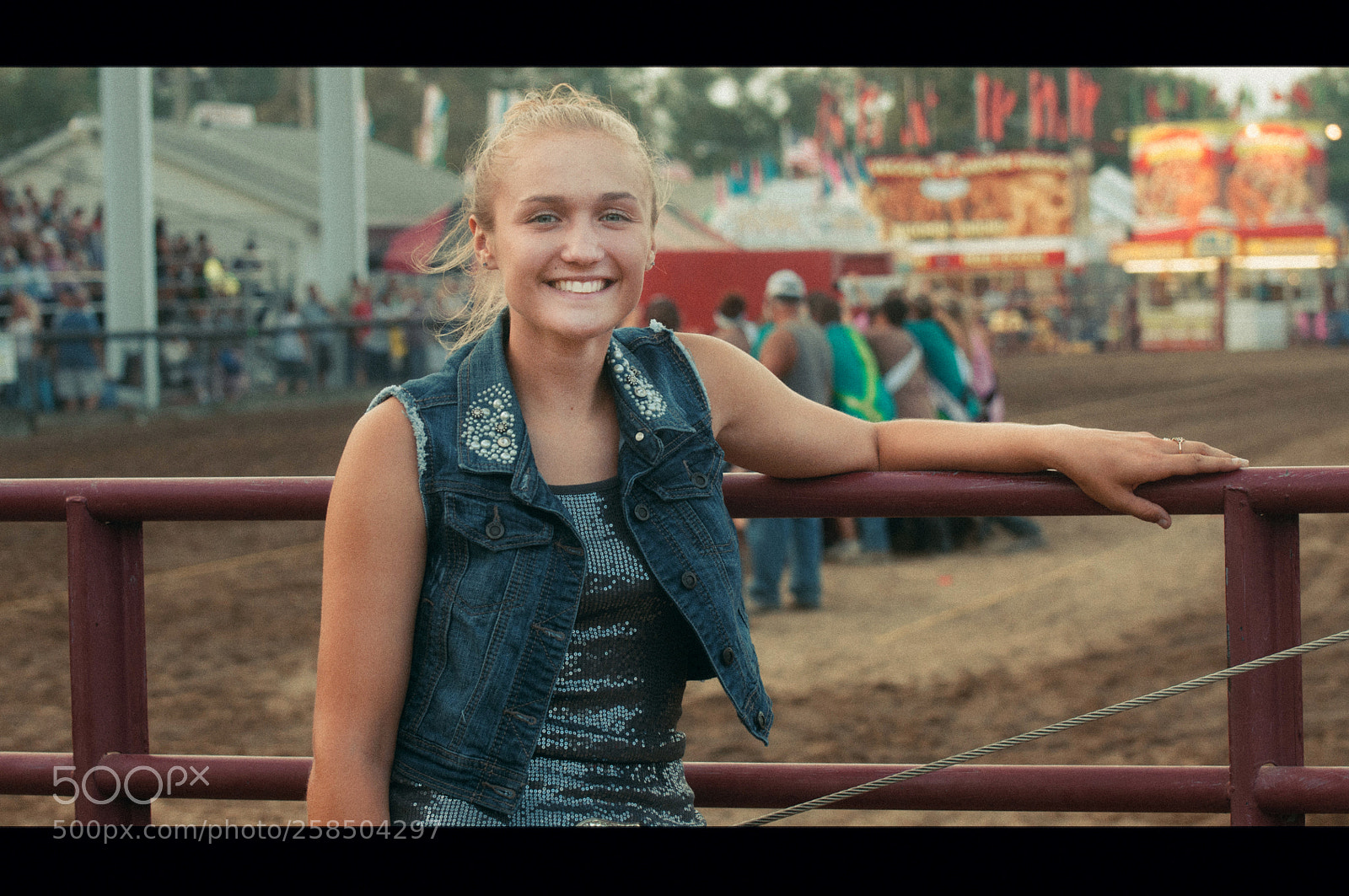 Nikon D90 sample photo. Lightroom preset photography
