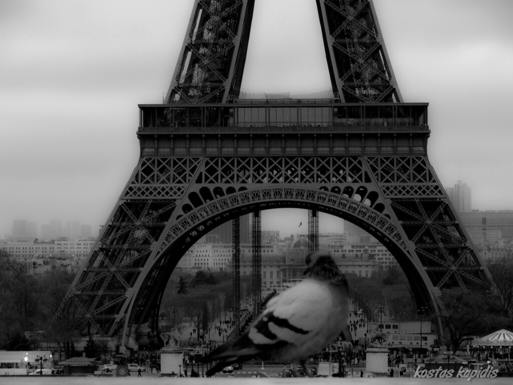 Sony Cyber-shot DSC-HX7V sample photo. Paris  france photography