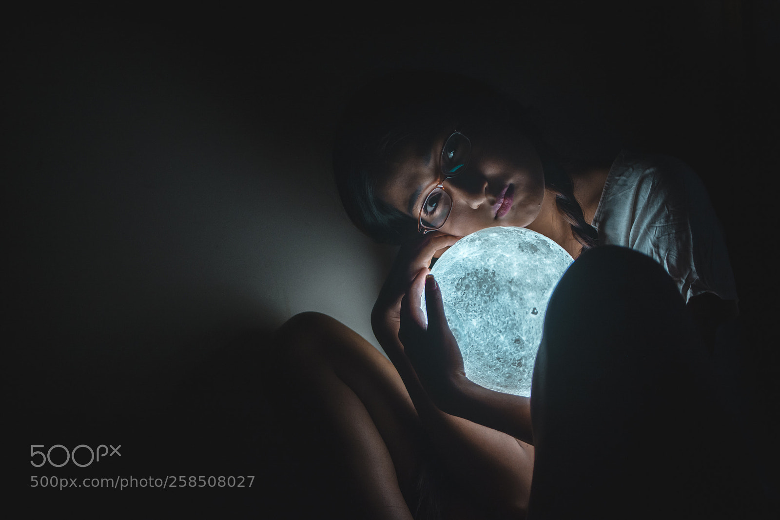 Nikon D5200 sample photo. Little luminance in darkness photography