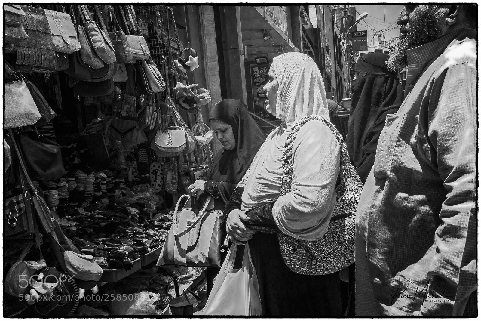 Sony a7 II sample photo. My world the people photography