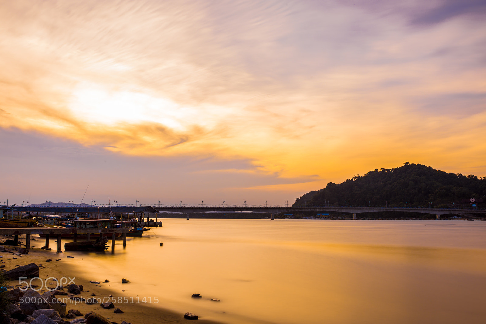 Canon EOS 5D Mark IV sample photo. Kuala dungun at sunset photography