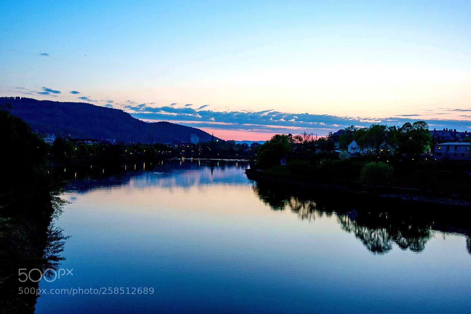Sony DSC-RX100M5 sample photo. Nidelva in trondheim by photography