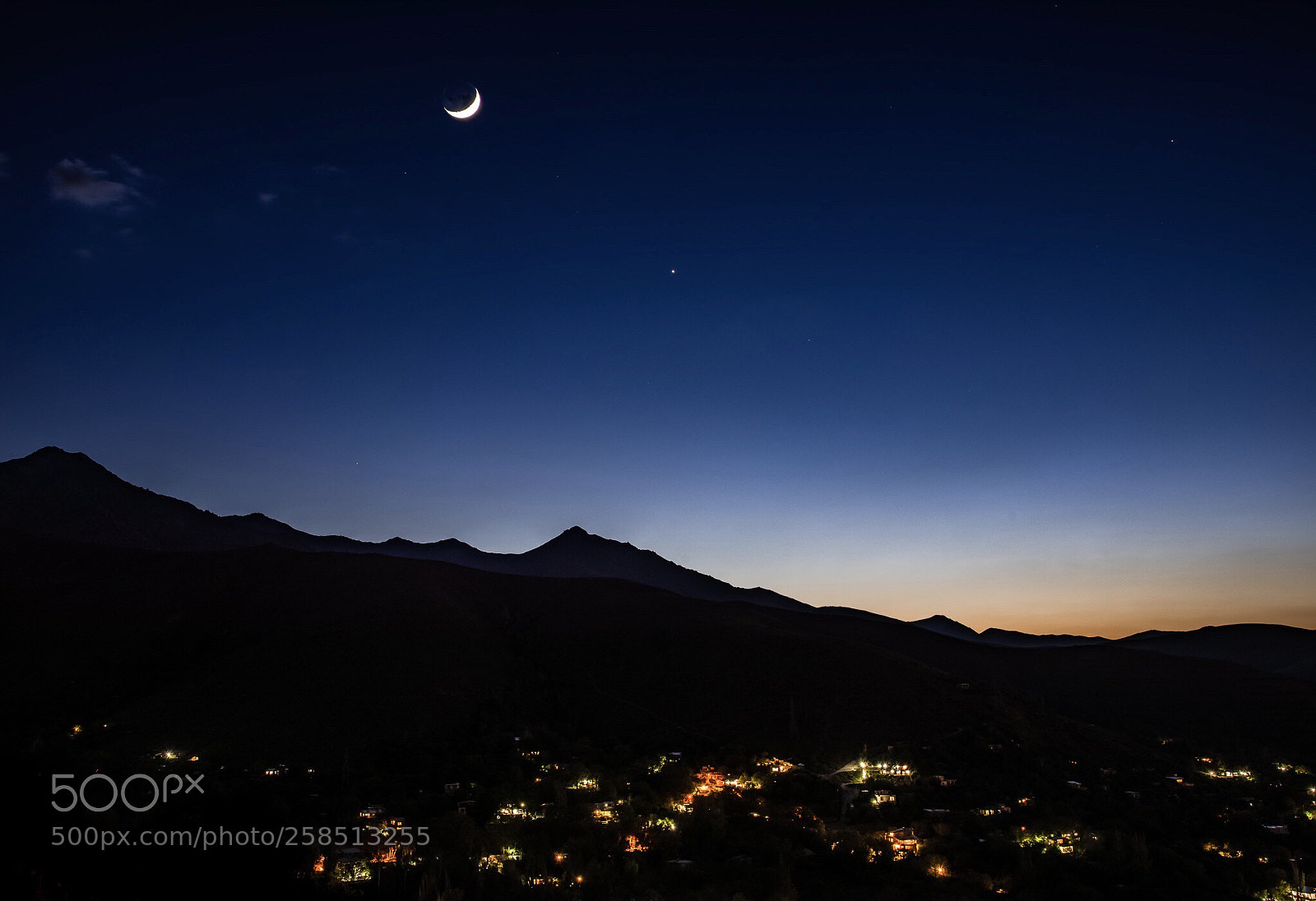 Nikon D810 sample photo. Moon and venus conjunction  photography