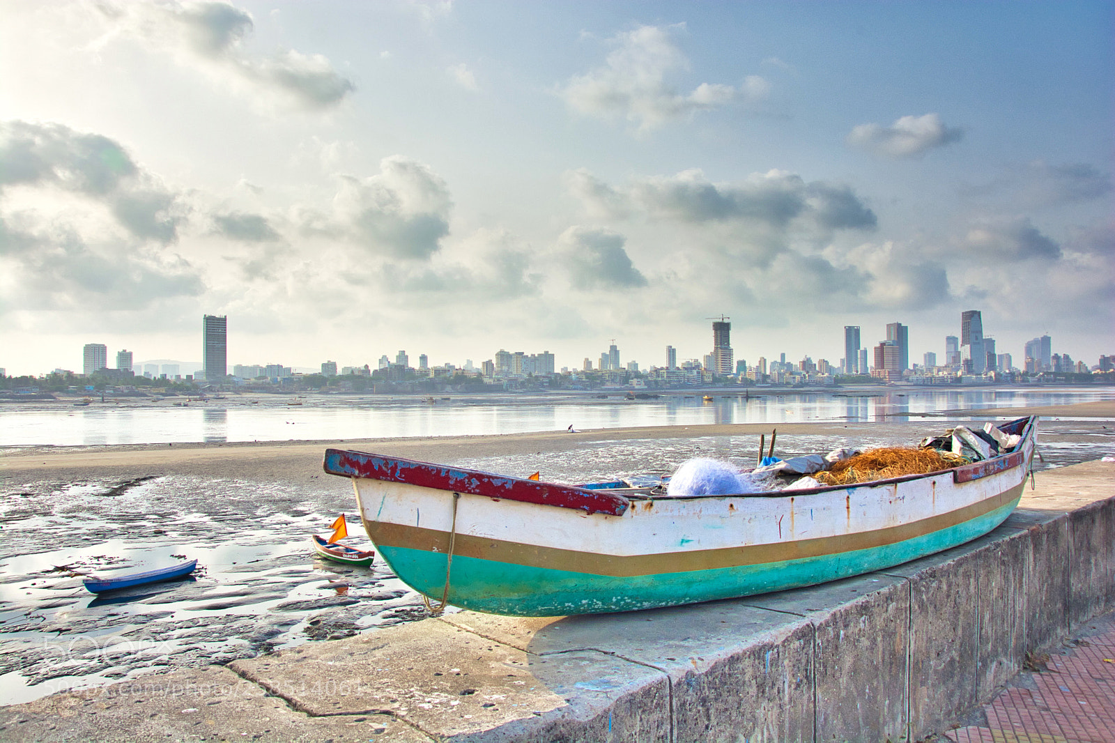 Nikon D5200 sample photo. Boat on the wall photography