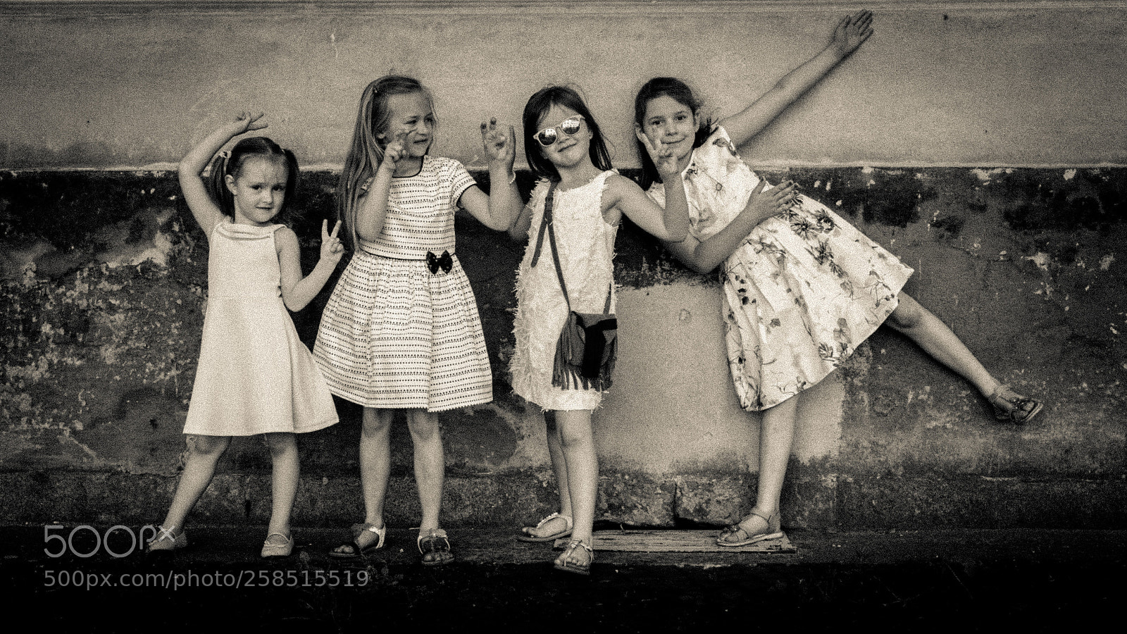 Nikon D610 sample photo. Four against the wall photography