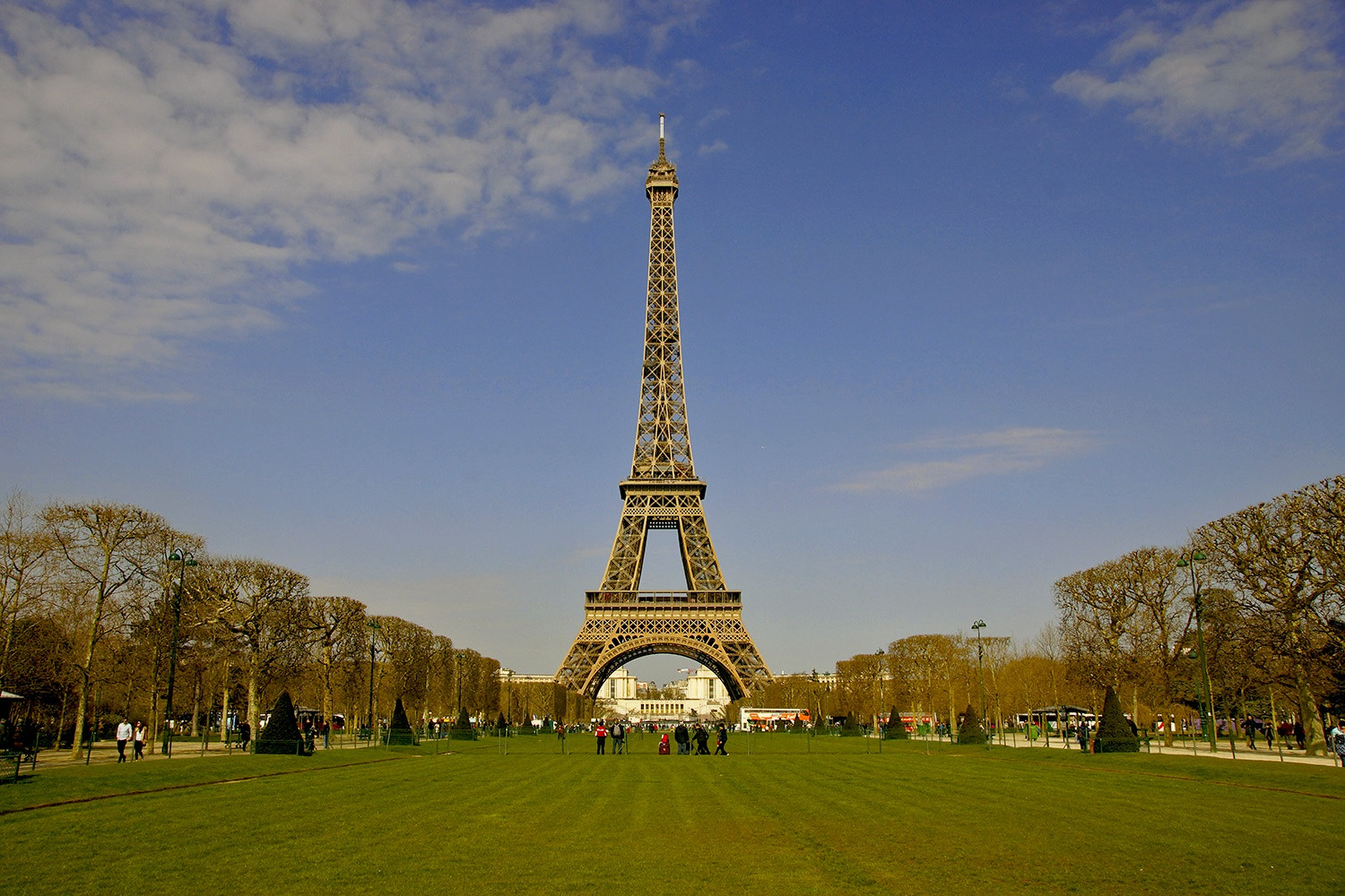 Sony SLT-A65 (SLT-A65V) sample photo. Eiffel tower photography