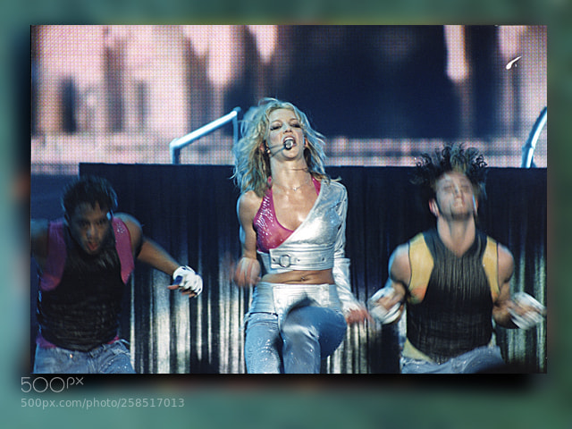 Apple iPhone 5 sample photo. Rock in rio britney photography
