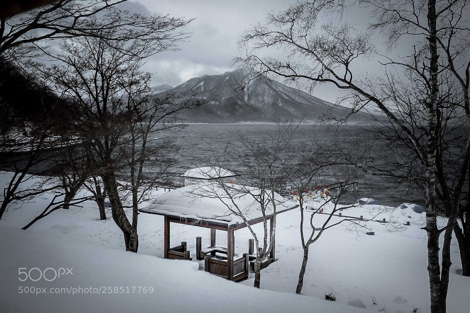 Fujifilm X-T2 sample photo. Shikotsu lake photography