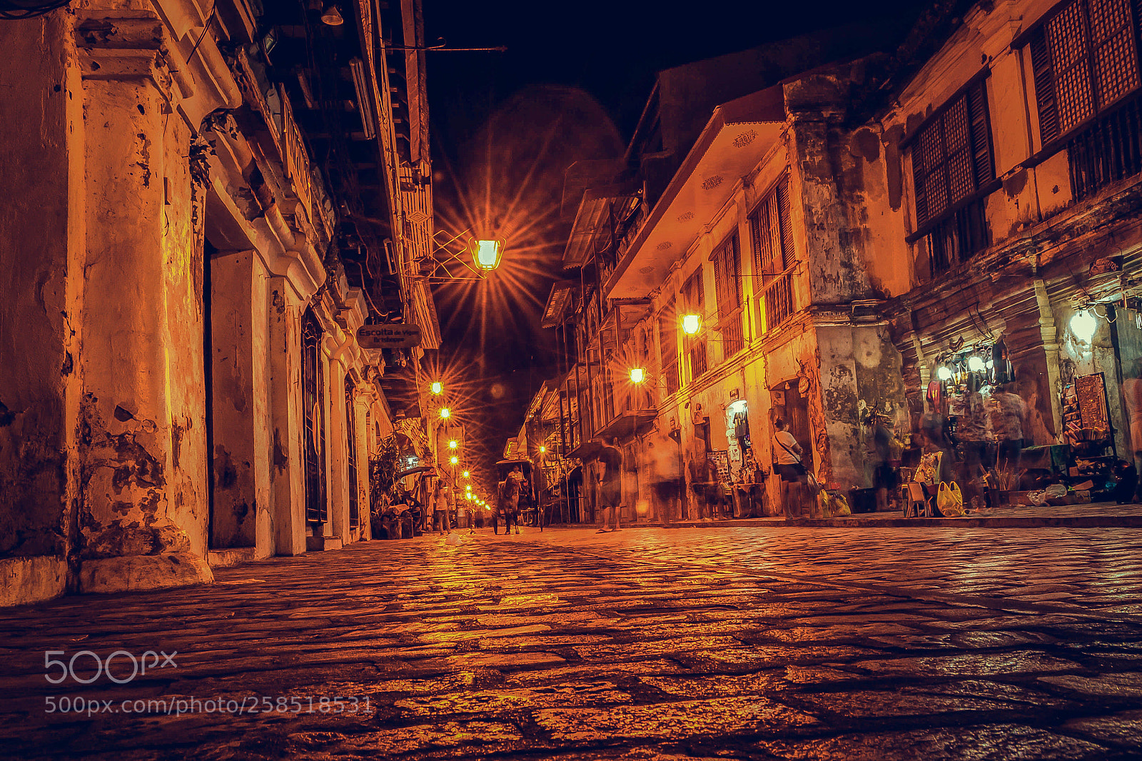 Nikon D3100 sample photo. Calle crisologo 1 photography